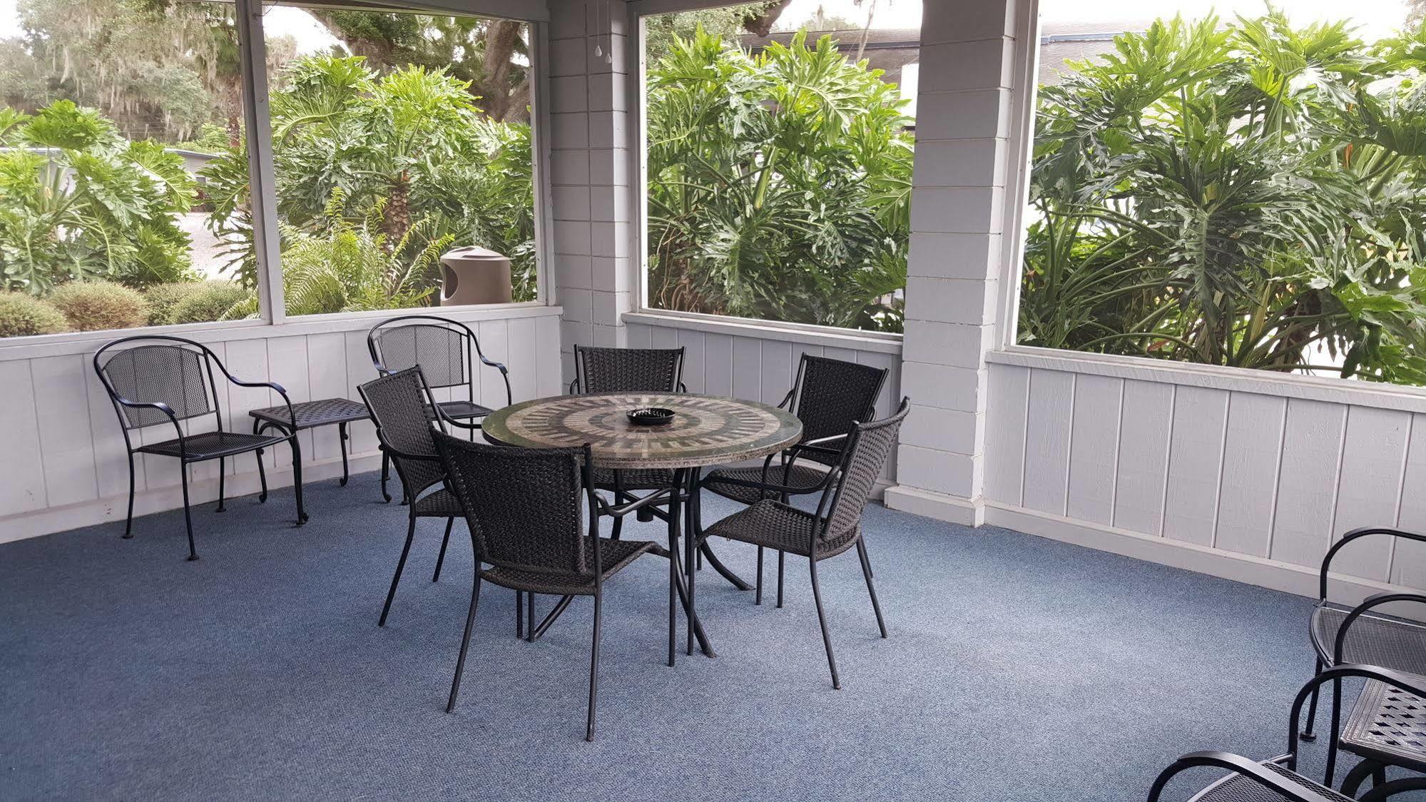 Hontoon Landing Resort & Marina DeLand Exterior photo